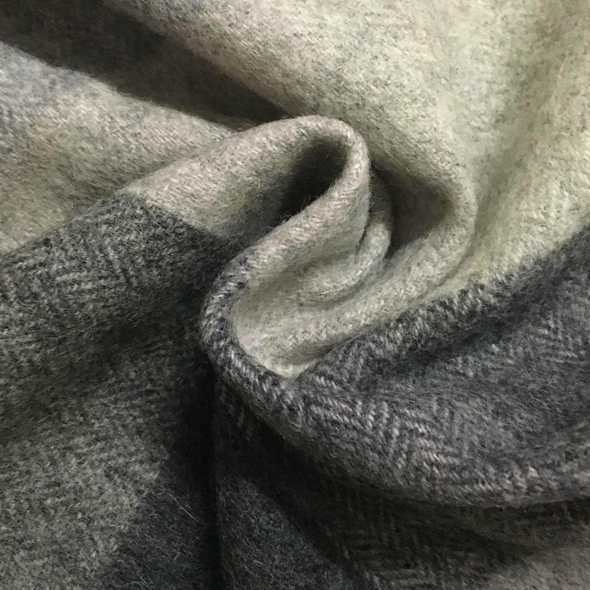 Bufanda 100% lana, 30 cm x 165 cm, gris oscuro