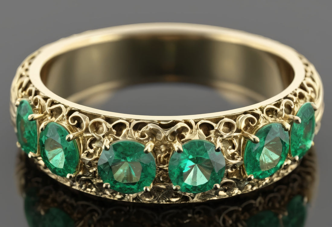 La perfecta armonía entre anillos de plata y pendientes de oro: ¿Cómo combinarlos con estilo?