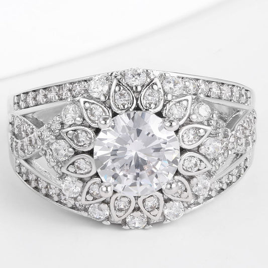 Anillo de Aleación Bañado en Oro con Cristal Emporia® Blanco