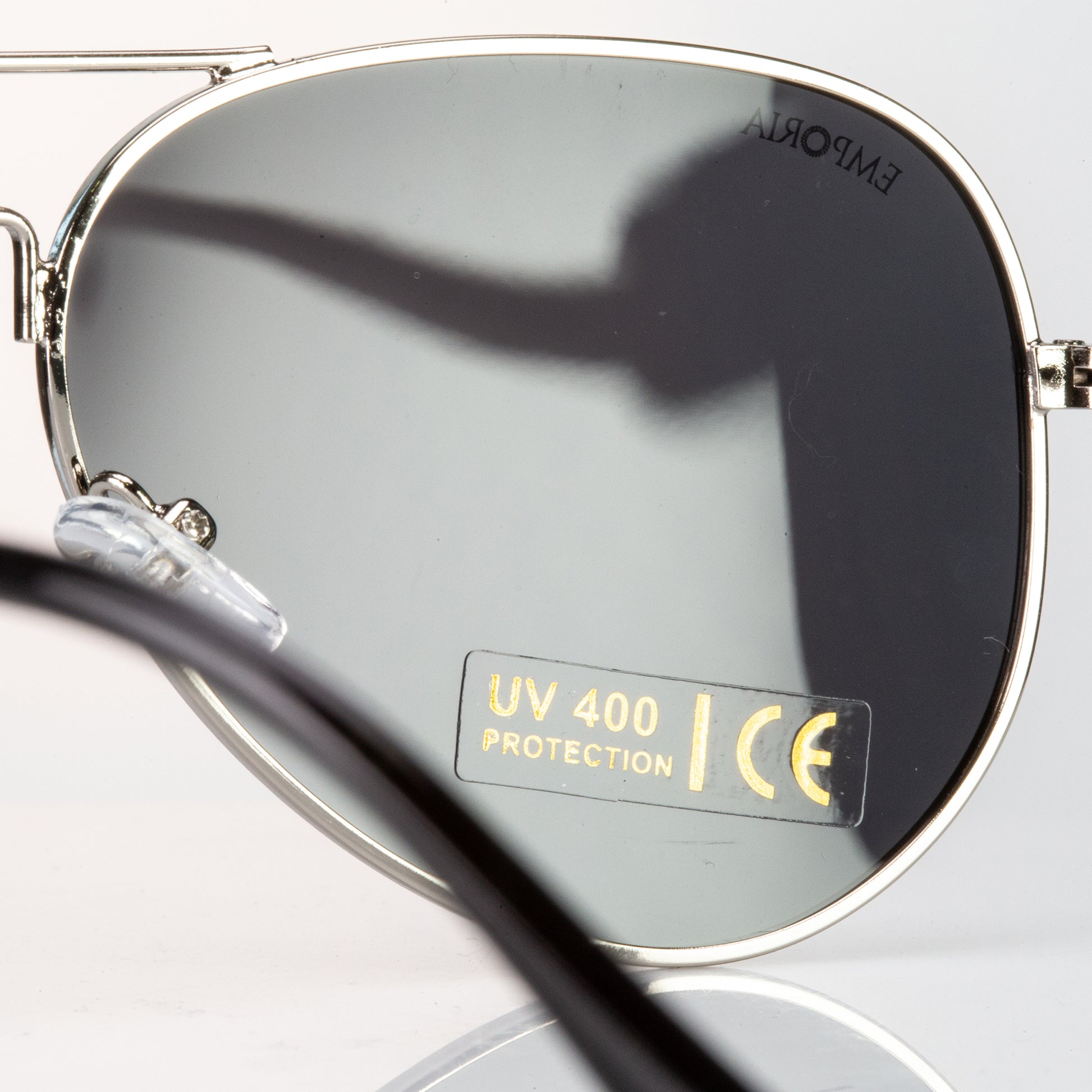Emporia Italy - Gafas de sol piloto "JEFE", gafas de sol polarizadas con filtro UV con  estuche y paño de limpieza, lentes gris oscuro, montura plateada 4 