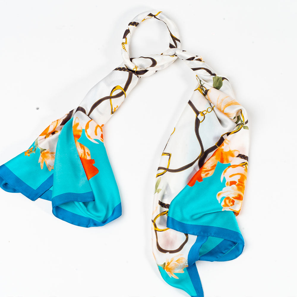 Bufanda abrazo floral, 85 x 180 cms, azul claro, 100% seda vegana