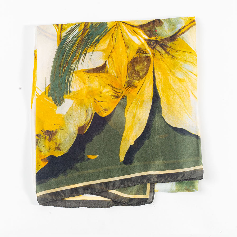 Bufanda impresión lilas , 85 x 180 cms, verde, 100% seda vegana 1 