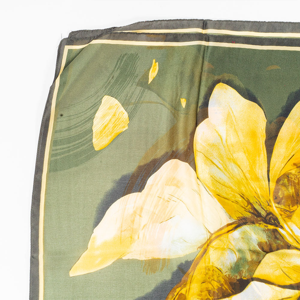 Bufanda impresión lilas , 85 x 180 cms, verde, 100% seda vegana 3 