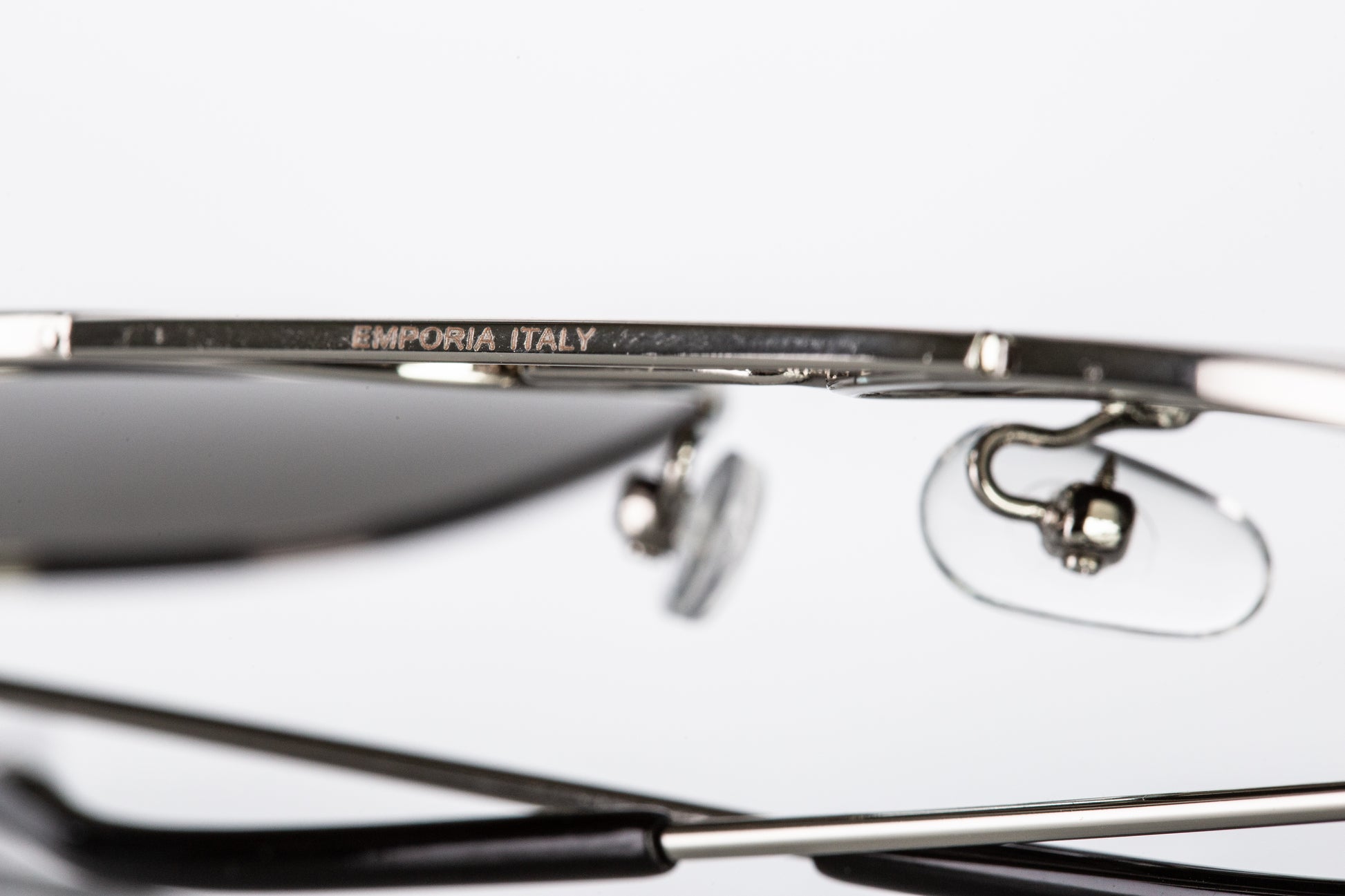 Emporia Italy - Gafas de sol piloto "CRYSTAL", gafas de sol polarizadas con filtro UV con estuche y paño de limpieza, lentes cromo-plata, montura plateada 7 