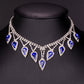 Conjunto de Aleación Bañado en Oro con Cristal Emporia® Azul y Cristal Emporia® Blanco ( Collar +Pendientes )
