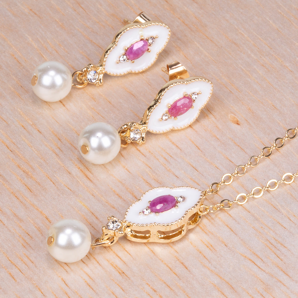 Conjunto de Aleación Bañado en Oro con Rubí y Perla de cristal ( Collar +Pendientes +Colgante ) 3 