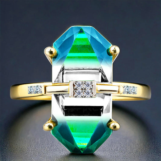 Anillo de Plata Bañada en Oro con Ónix Verde y Diamante blanco