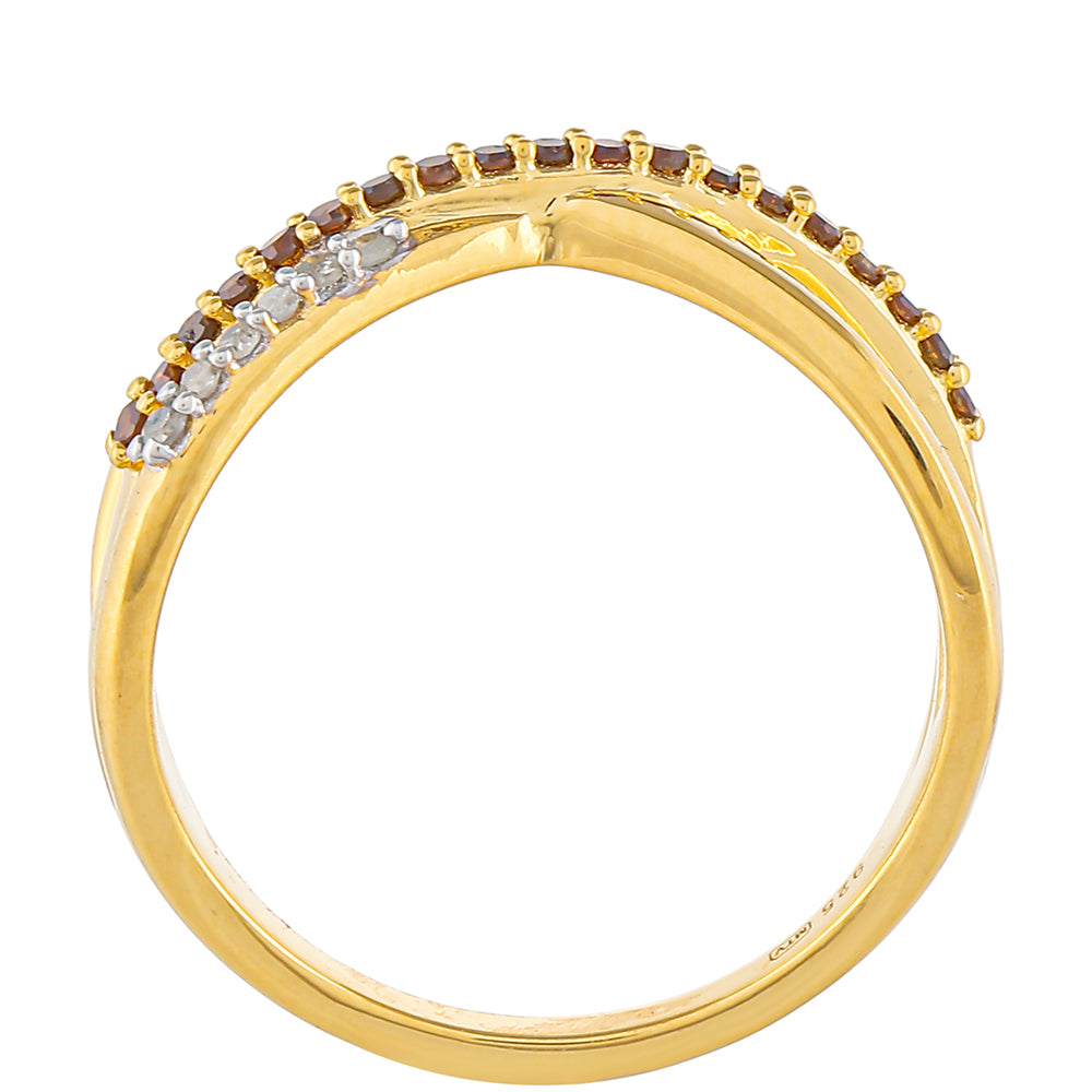 Anillo de Plata Bañada en Oro con Diamante Rojo y Diamante blanco