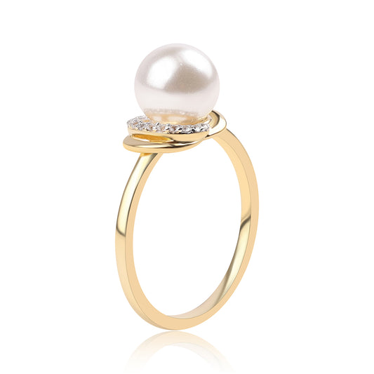 Anillo de Plata Bañada en Oro con Perla blanca de agua dulce y Topacio Blanco