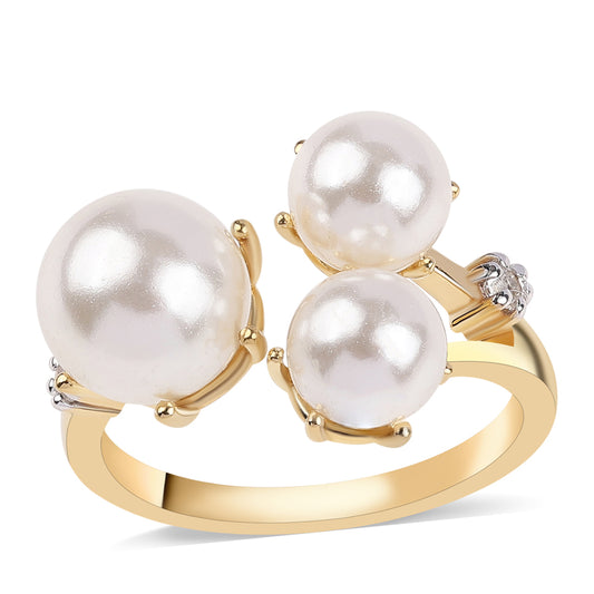Anillo de Plata Bañada en Oro con Perla blanca de agua dulce y Topacio Blanco