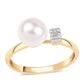 Anillo de Plata Bañada en Oro con Perla blanca de agua dulce y Topacio Blanco