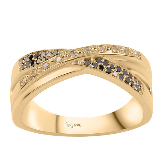 Anillo de Plata Bañada en Oro con Diamante Negro y Diamante blanco