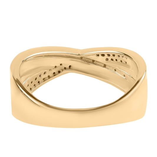 Anillo de Plata Bañada en Oro con Diamante Negro y Diamante blanco