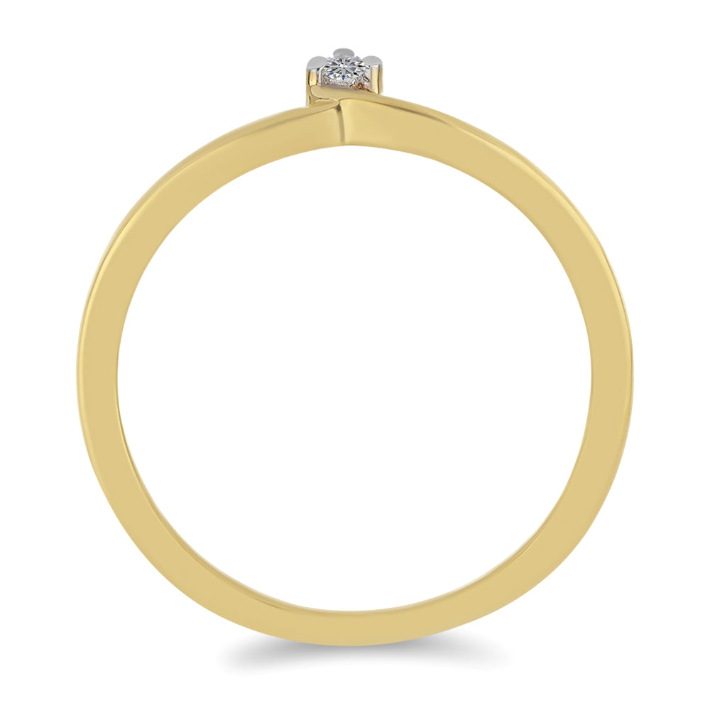 Anillo de Plata Bañada en Oro con Diamante blanco 2 