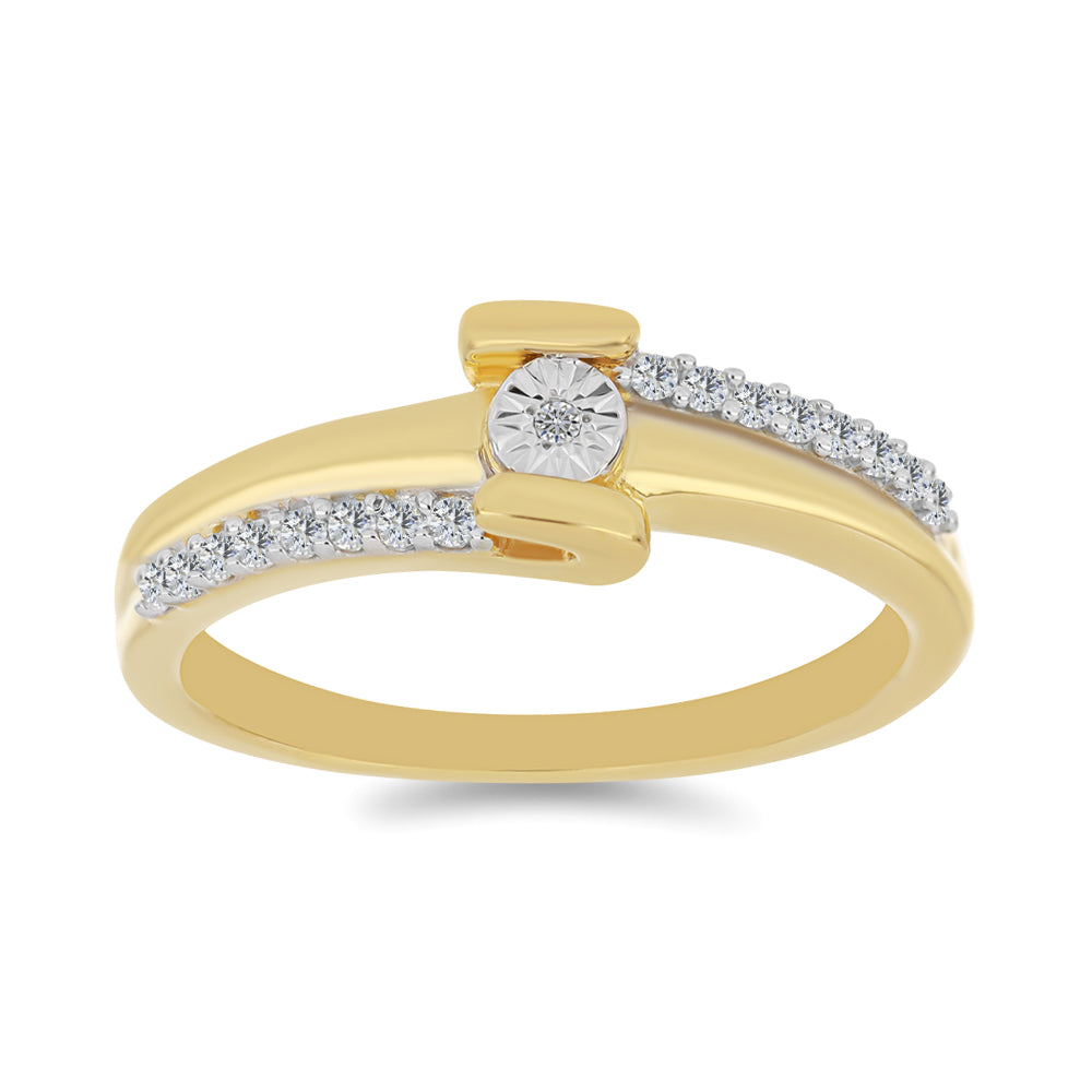 Anillo de Plata Bañada en Oro con Diamante blanco y Zircón Blanco