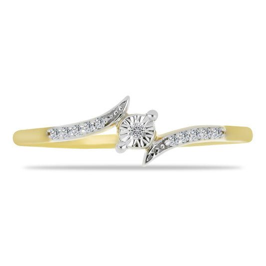 Anillo de Plata Bañada en Oro con Diamante blanco y Zircón Blanco