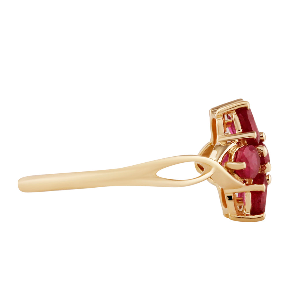 Anillo de Oro 9K con Rubí de Madagascar