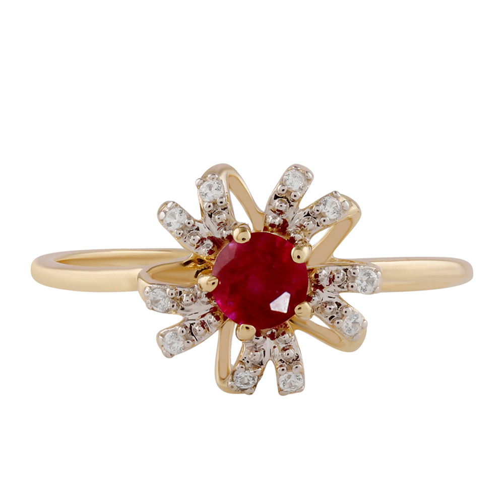 Anillo de Oro 9K con Rubí de Madagascar y Zircón Blanco 1 