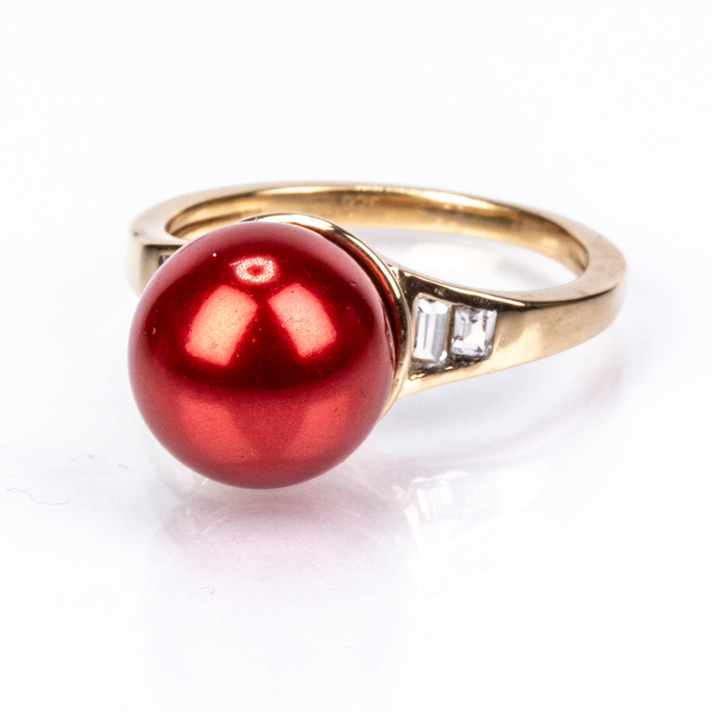 Anillo de Plata Bañada en Oro con Perla roja de río y Topacio Blanco 6 