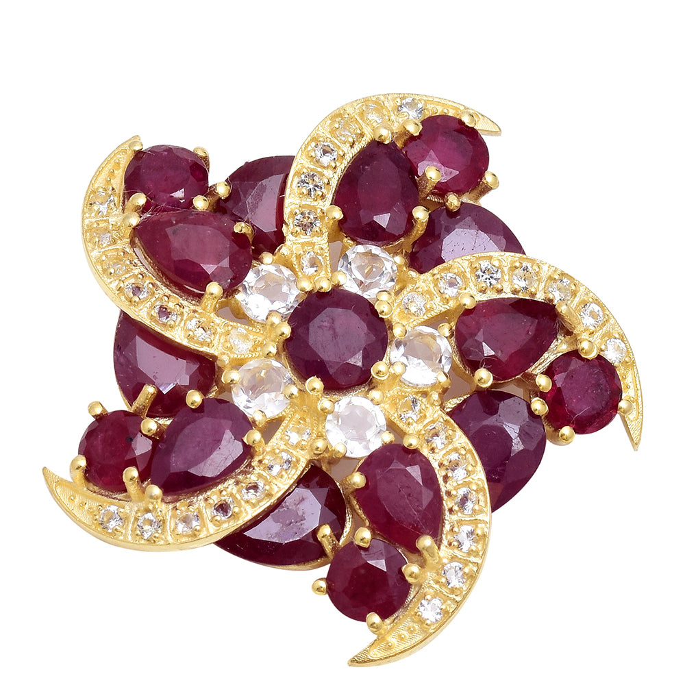 Broche de Plata Bañada en Oro con Rubí de Madagascar y Topacio Blanco