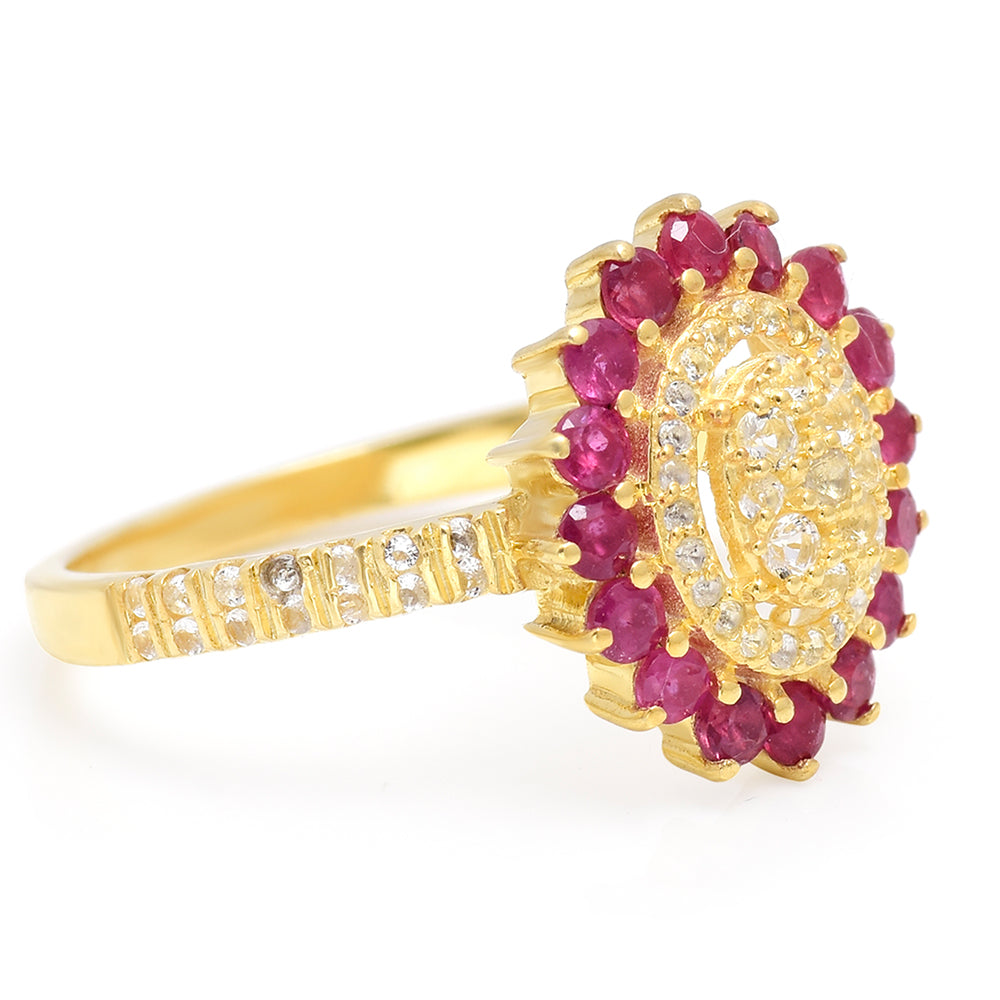 Anillo de Plata Bañada en Oro con Rubí de Madagascar y Topacio Blanco