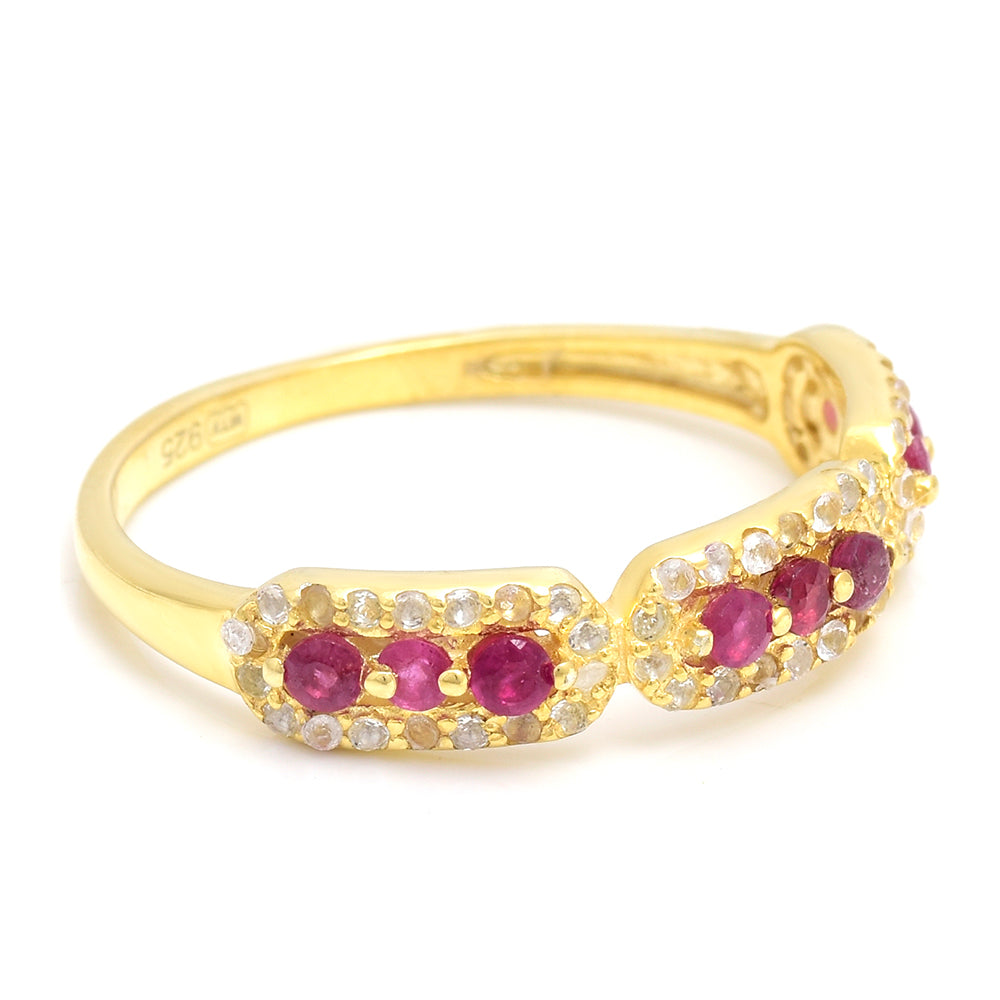 Anillo de Plata Bañada en Oro con Rubí de Madagascar y Topacio Blanco 2 