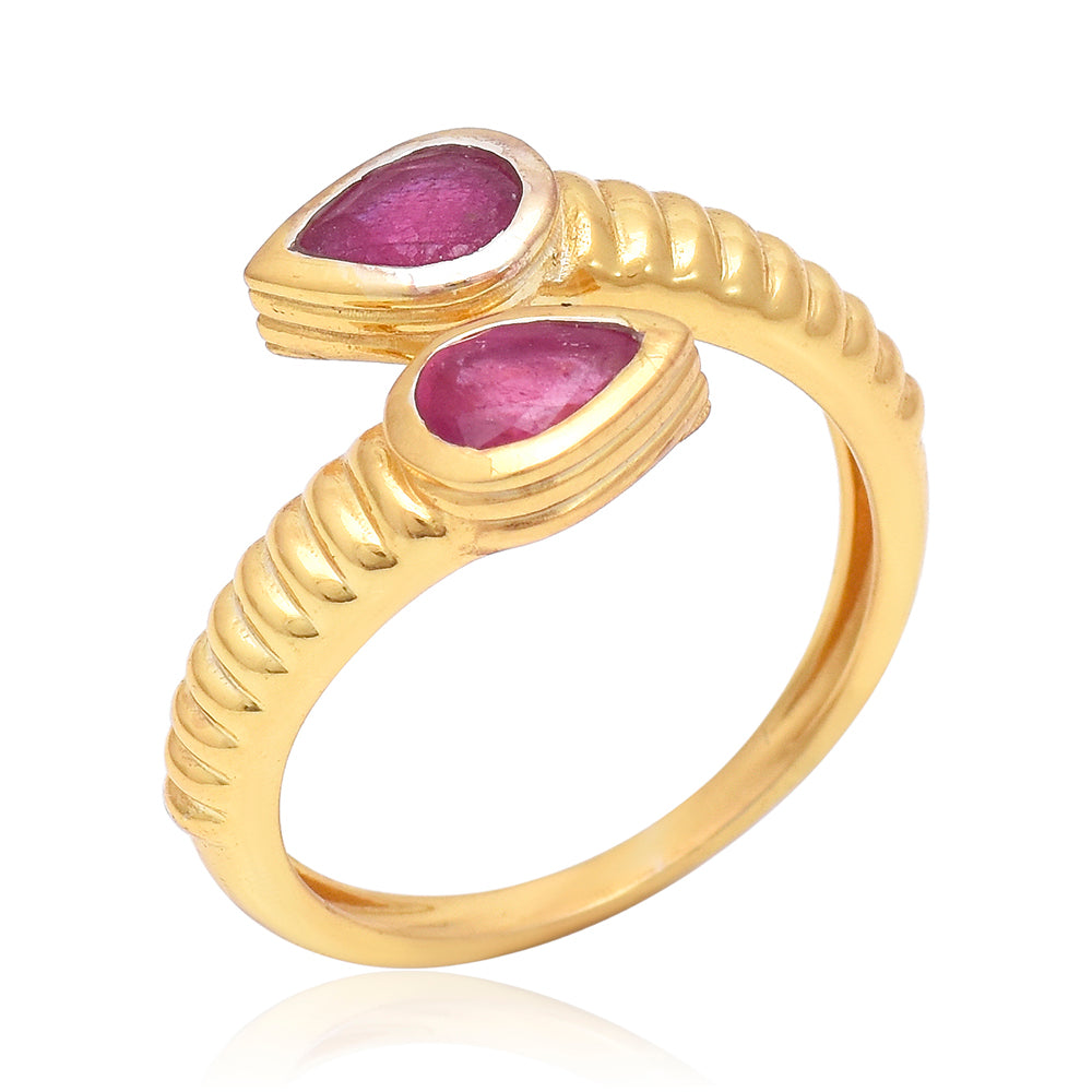 Anillo de Plata Bañada en Oro con Rubí de Madagascar 1 