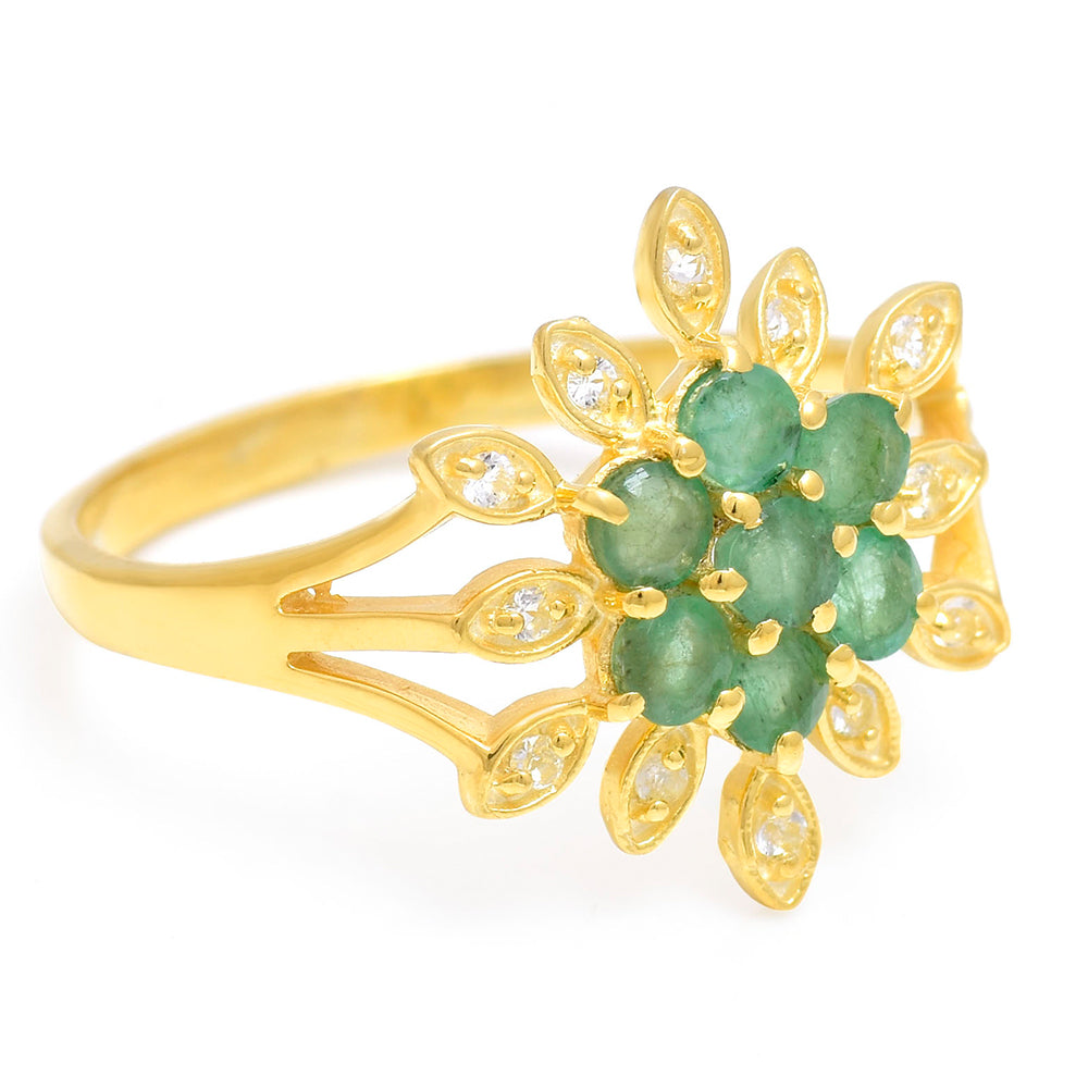 Anillo de Plata Bañada en Oro con Esmeralda de Brasil y Topacio Blanco