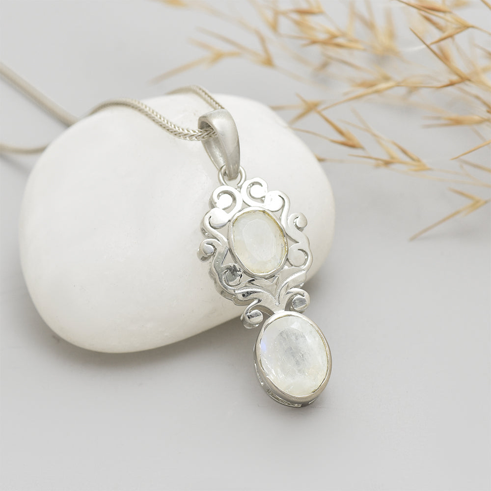 Colgante de Plata con Piedra Lunar Arco Iris 1 