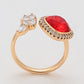 Anillo de Aleación Bañado en Oro con Cristal Emporia® Rojo y Cristal Emporia® Blanco
