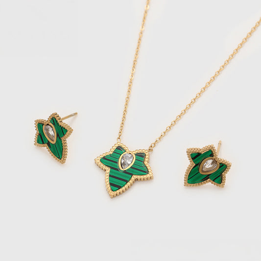 Conjunto de Aleación Bañado en Oro con Cristal Emporia® Verde y Cristal Emporia® Blanco ( Collar +Pendientes )