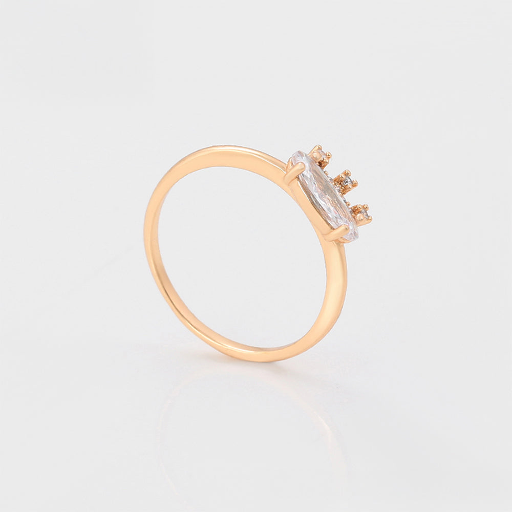 Anillo de Aleación Bañado en Oro con Cristal Emporia® Blanco