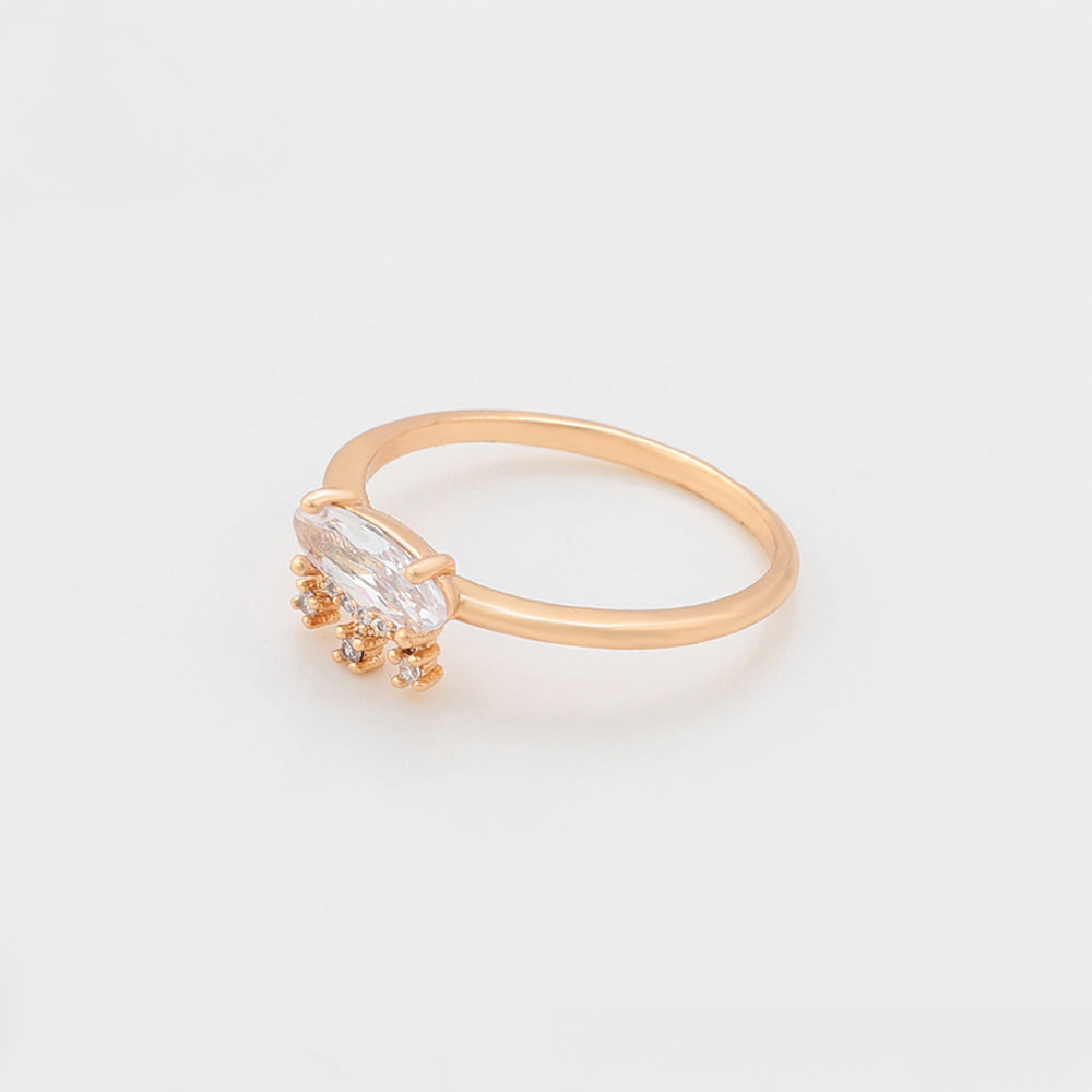 Anillo de Aleación Bañado en Oro con Cristal Emporia® Blanco 6 