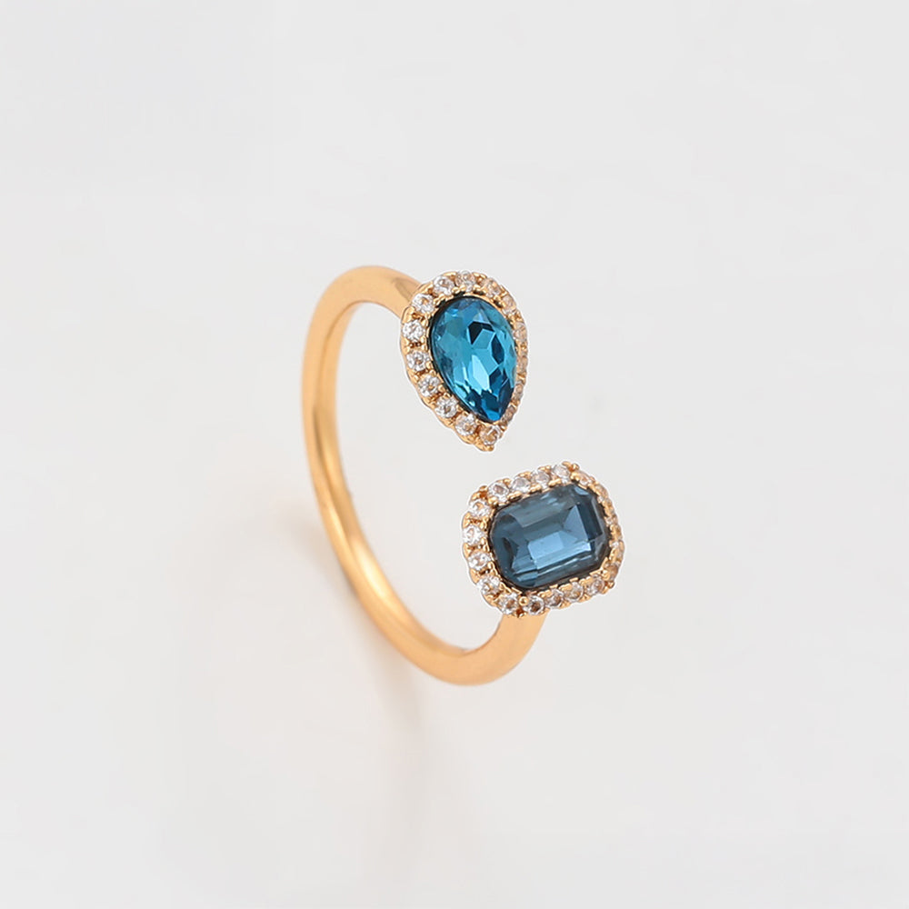 Anillo de Aleación Bañado en Oro con Cristal Emporia® Azul y Cristal Emporia® Blanco 4 