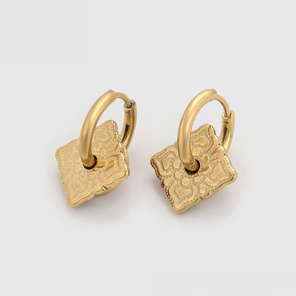 Pendientes de Aleación Bañado en Oro con Esmalte