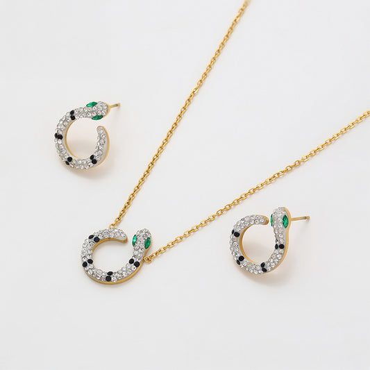 Conjunto de Aleación Bañado en Oro con Cristal Emporia® Verde y Cristal Emporia® Blanco ( Collar +Pendientes )