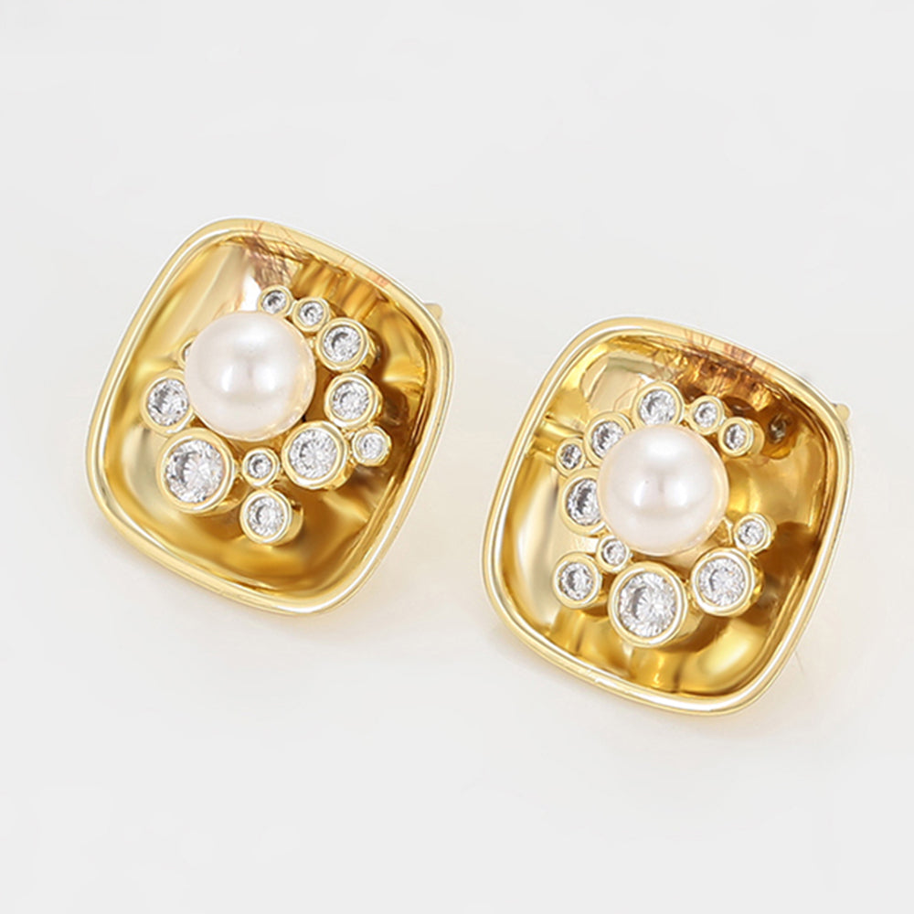 Pendientes de Aleación Bañado en Oro con Perla de cristal y Cristal Emporia® Blanco