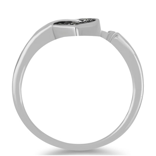Anillo de Plata con Diamante Rojo
