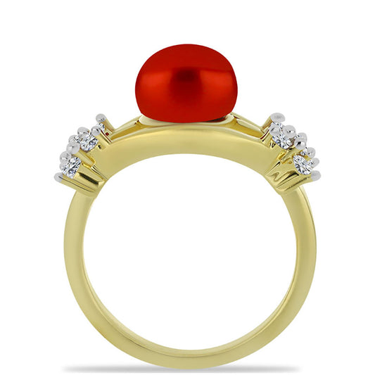 Anillo de Plata Bañada en Oro con Perla roja de río y Topacio Blanco