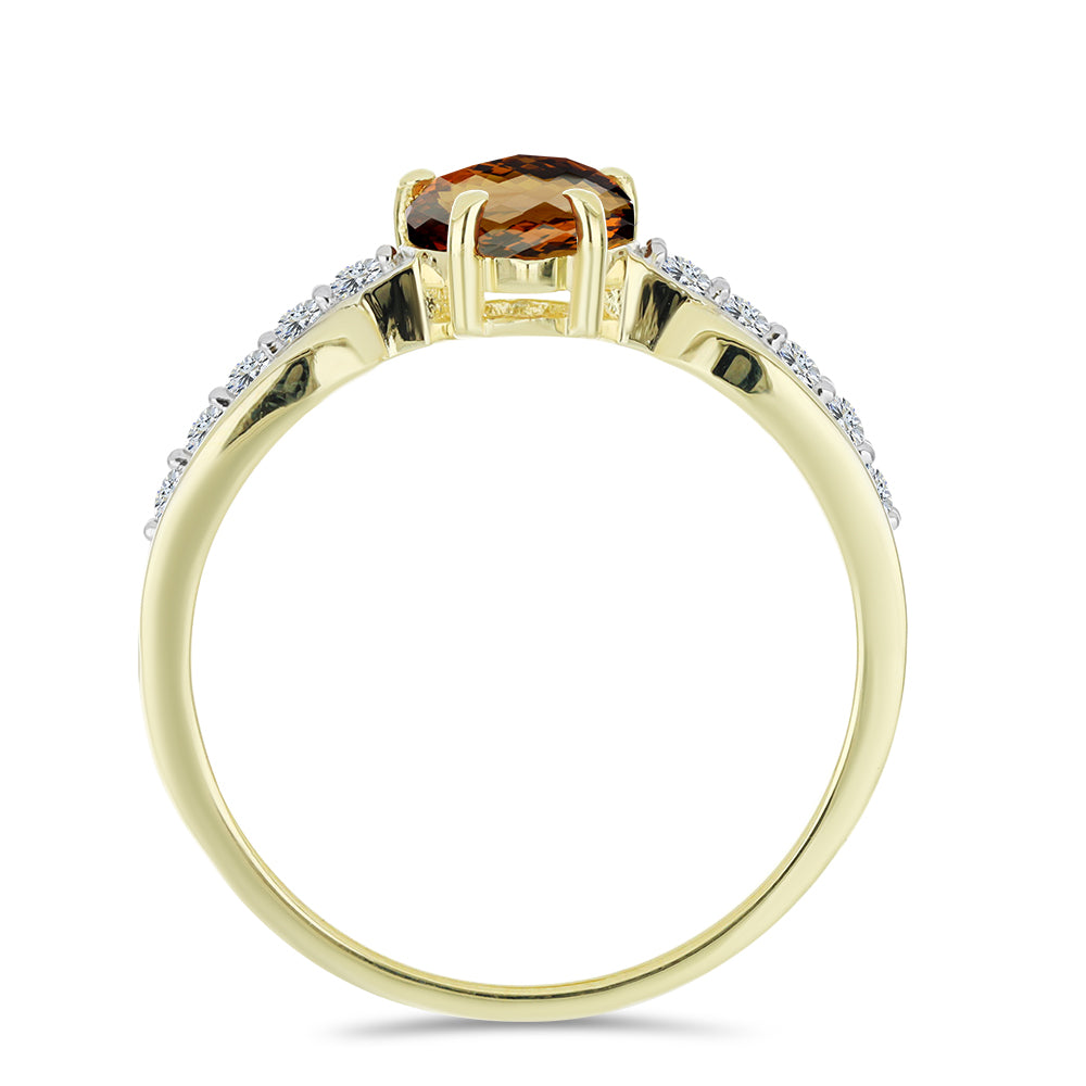 Anillo de Plata Bañada en Oro con Cuarzo Coñac y Topacio Blanco