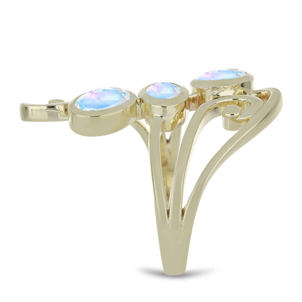 Anillo de Plata Bañada en Oro con Piedra Lunar Arco Iris