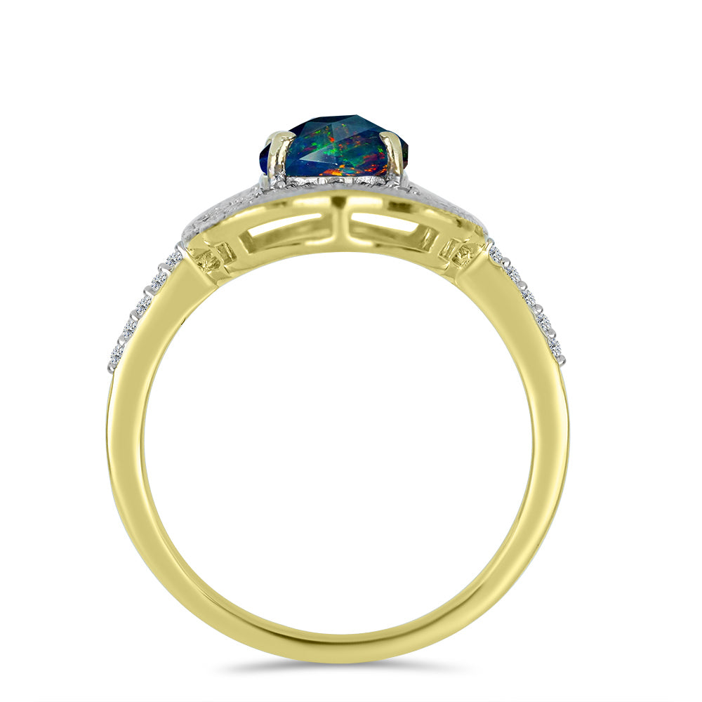 Anillo de Plata Bañada en Oro con Ópalo negro medianoche Lega Dembi de Ëtiopía y Topacio Blanco