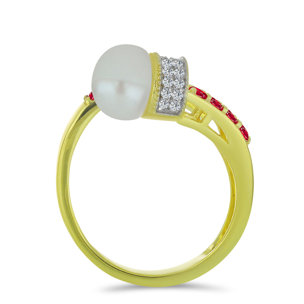 Anillo de Plata Bañada en Oro con Perla de Agua Dulce y Rubí de Madagascar