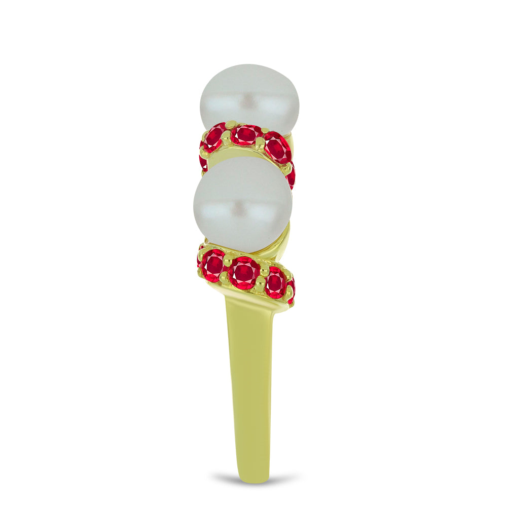 Anillo de Plata Bañada en Oro con Perla de Agua Dulce y Rubí de Madagascar