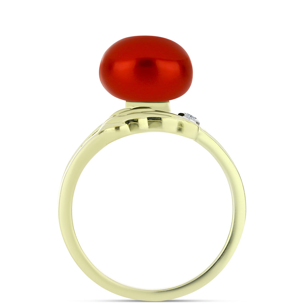 Anillo de Plata Bañada en Oro con Perla roja de río y Topacio Blanco