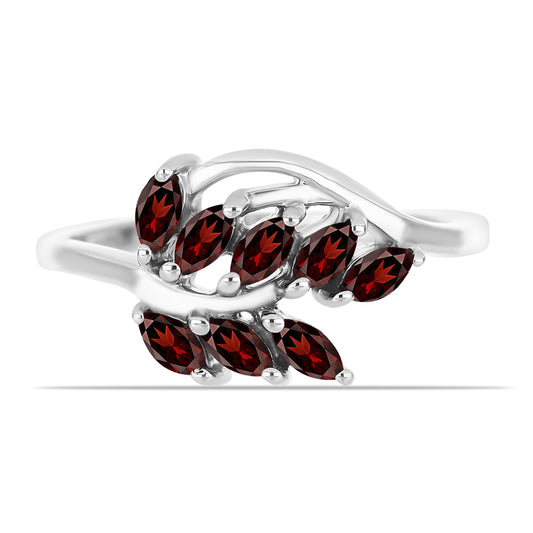 Anillo de Plata con Granate Barton