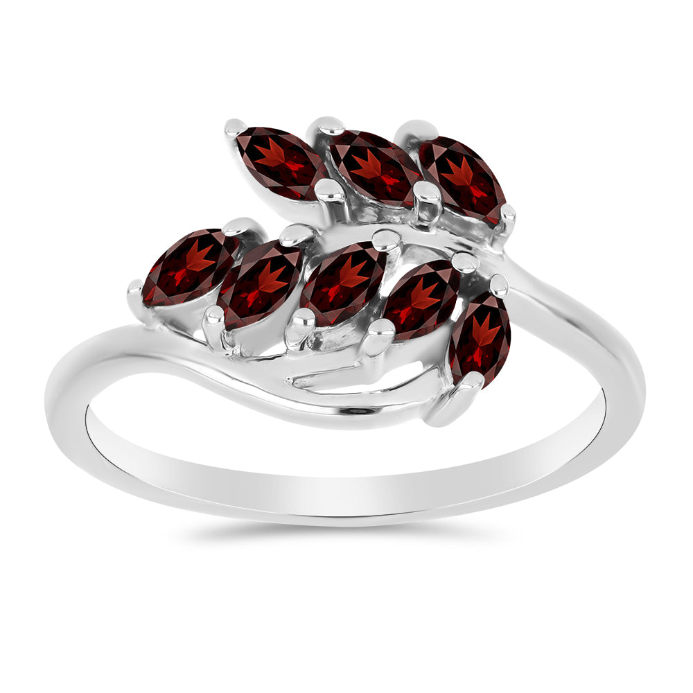 Anillo de Plata con Granate Barton