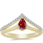 Anillo de Plata Bañada en Oro con Majestuosa moisanita roja y Topacio Blanco