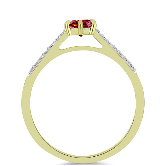 Anillo de Plata Bañada en Oro con Majestuosa moisanita roja y Topacio Blanco