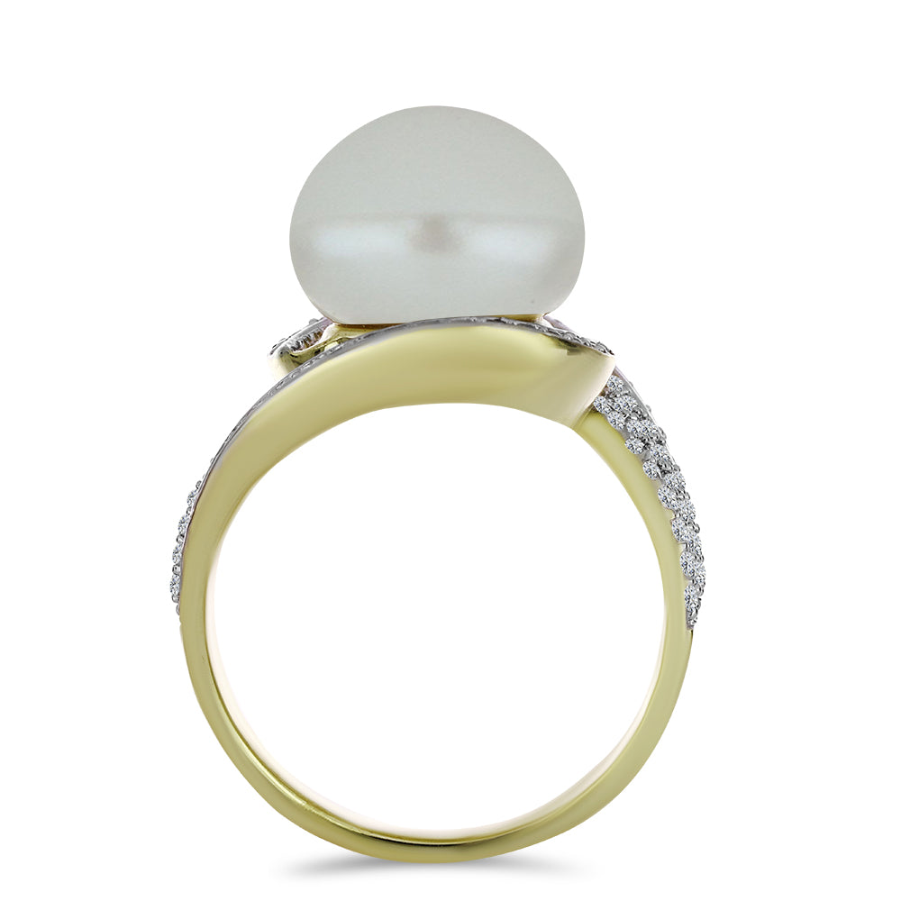 Anillo de Plata Bañada en Oro con Perla blanca de agua dulce y Topacio Blanco 2 